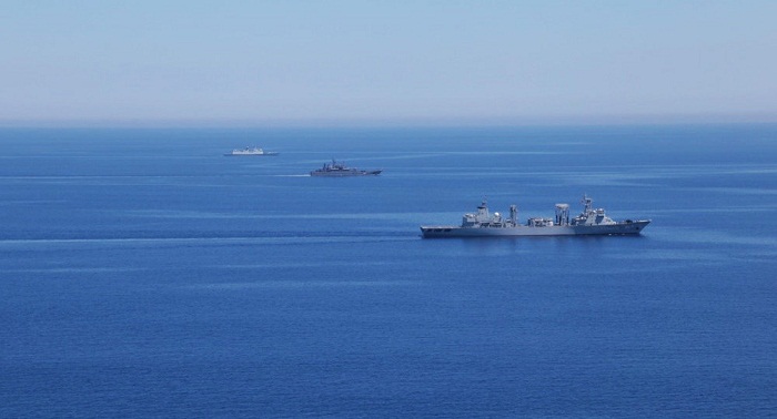 Des navires de commerce se joignent aux recherches du vol EgyptAir